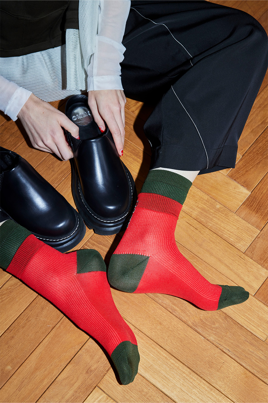 BLOCKING LAYERED SOCKS