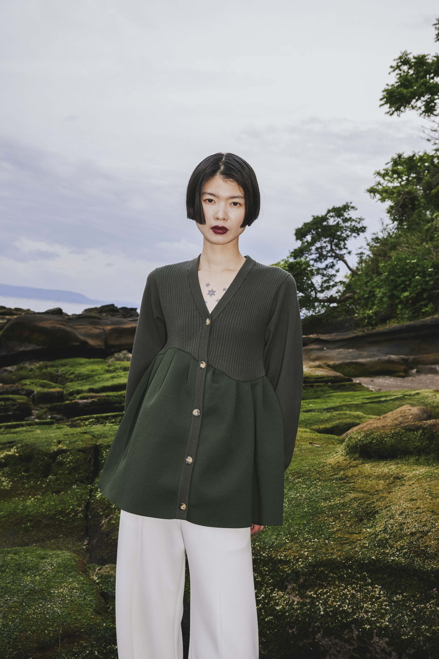 OMMO ONLINE STORE / TOPS