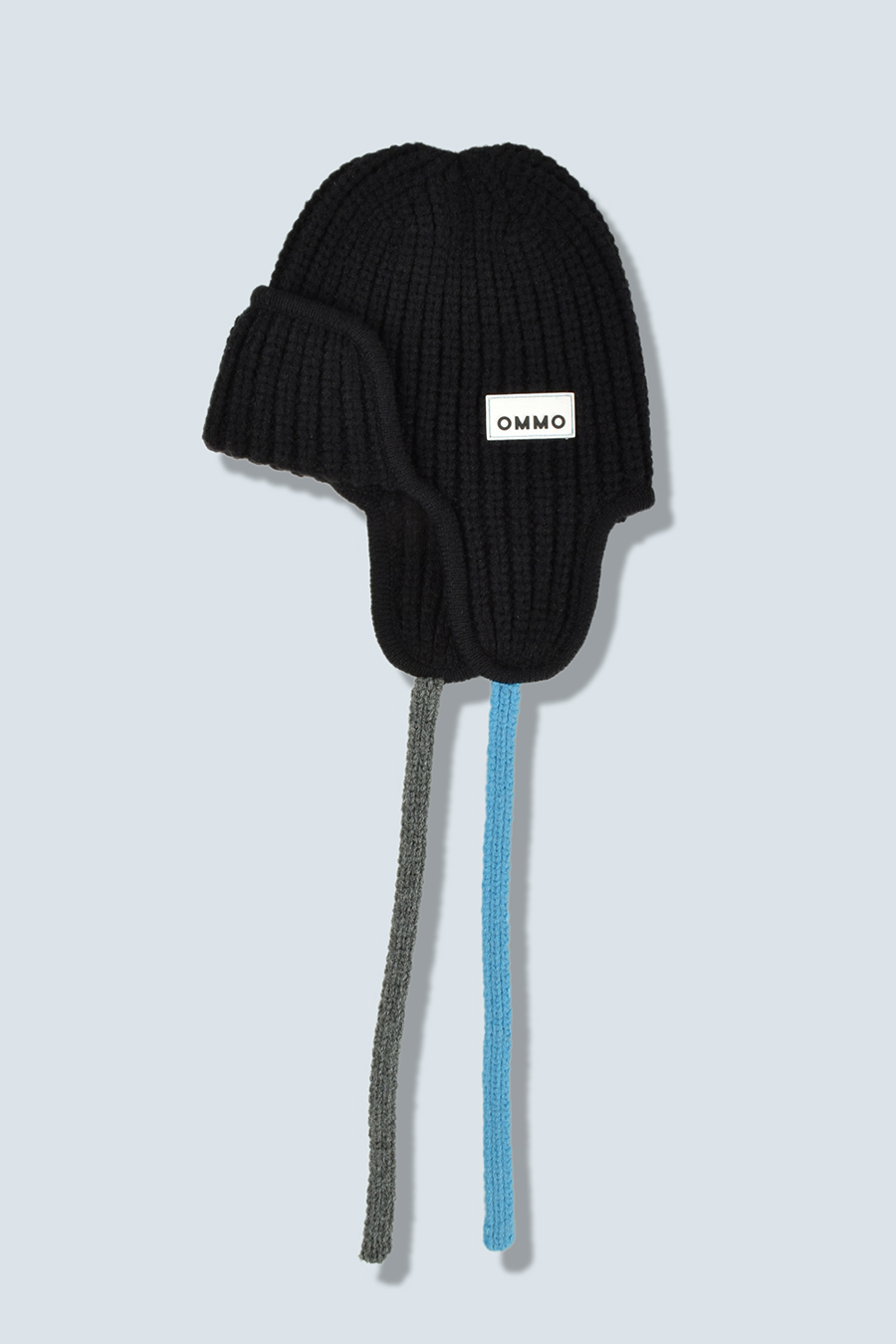 EARFLAP KNIT CAP