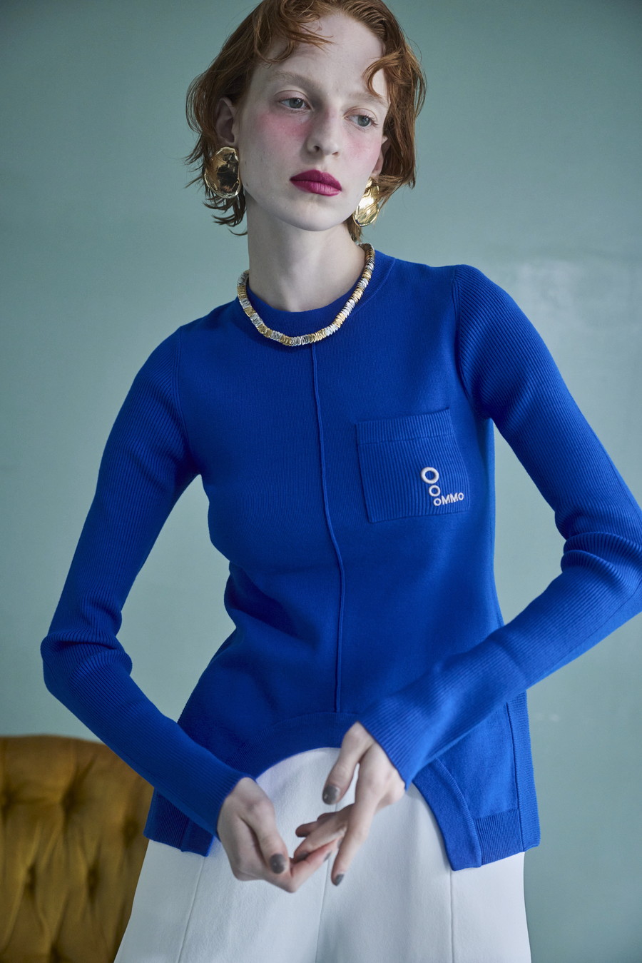 CRCLE CUT CREW NECK KT TOP