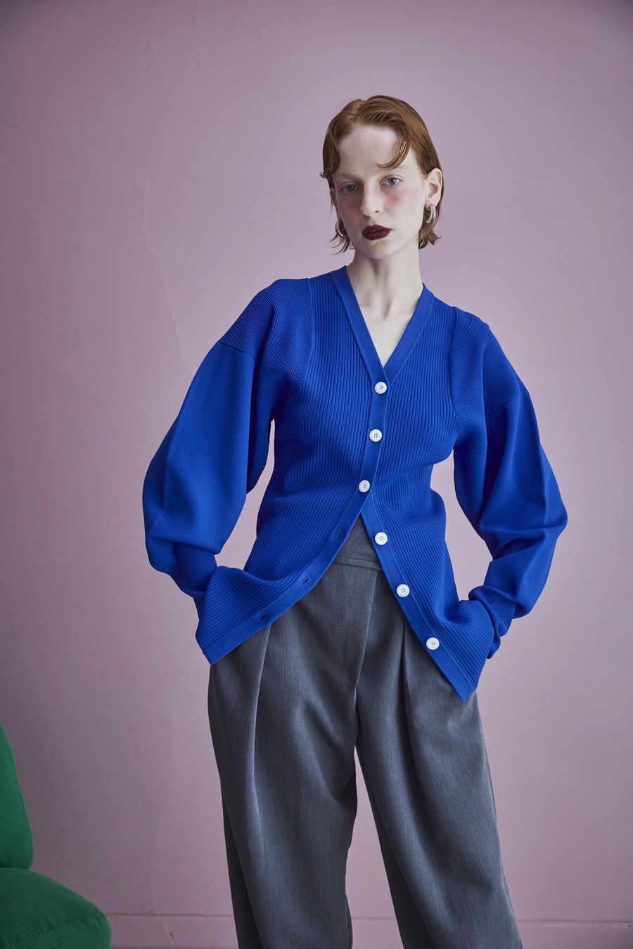 SQUARESLEEVE V NECK KT CD