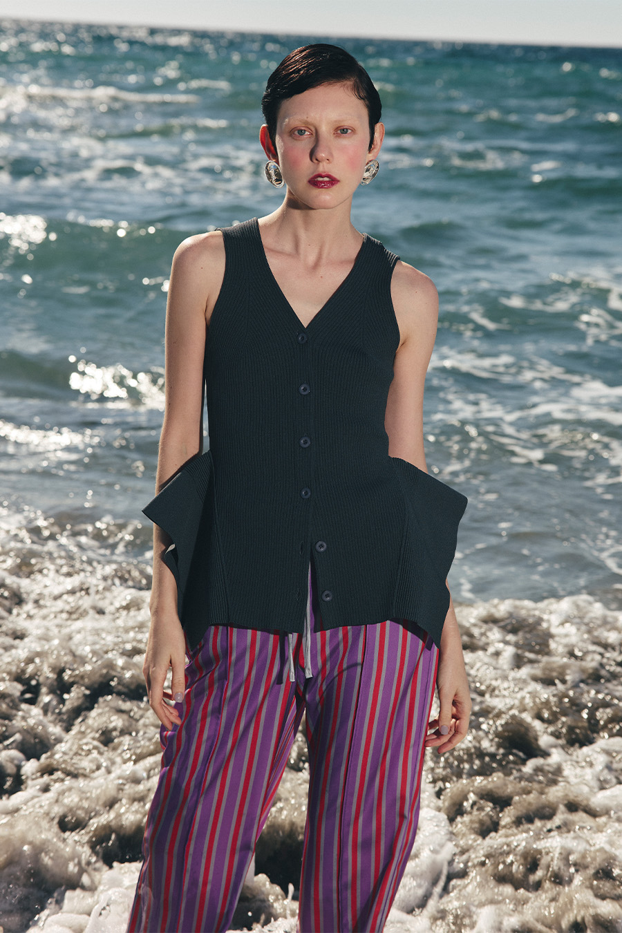 SIDE FLARE V NECK KNIT VEST