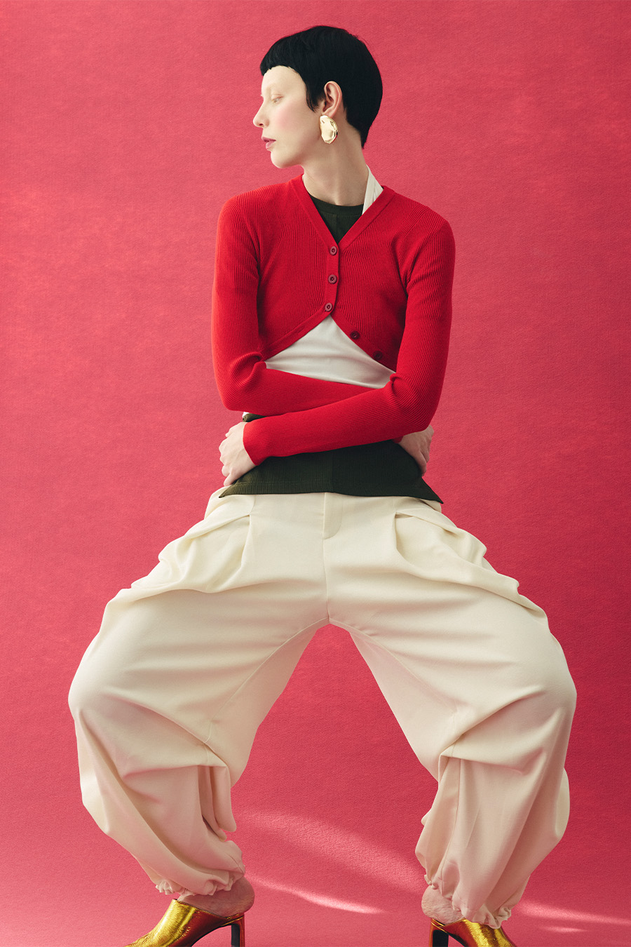 V NECK SHORT KNIT CD