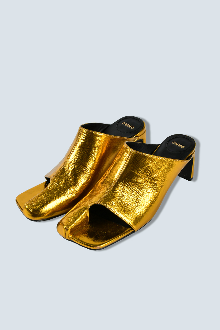 TOE LOOP SQUARE METALLIC MULE