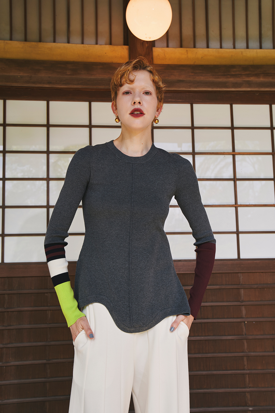 ROUND HEM BLOCKING KNIT TOP