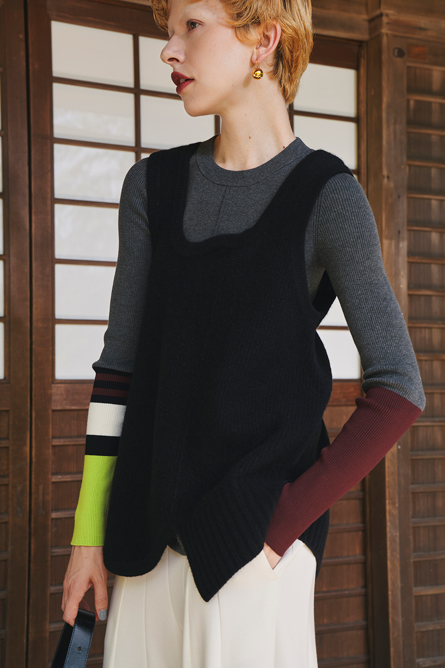 ASYMME KNIT VEST