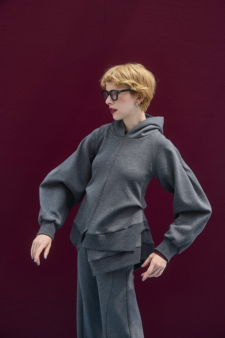 ASYMME HEM HOODIE