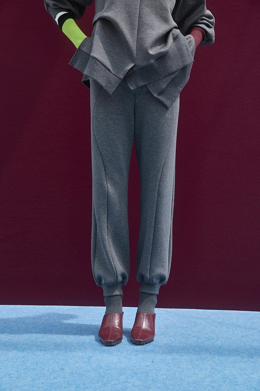 CURVE PANEL SWEAT PANTS