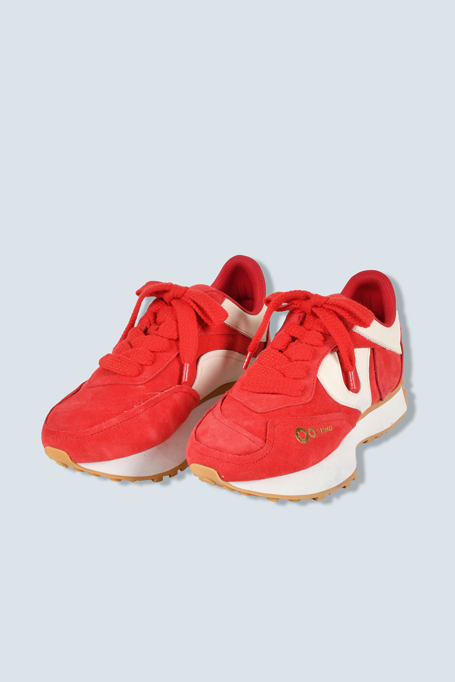 ROUND CUT SUEDE SNEAKERS