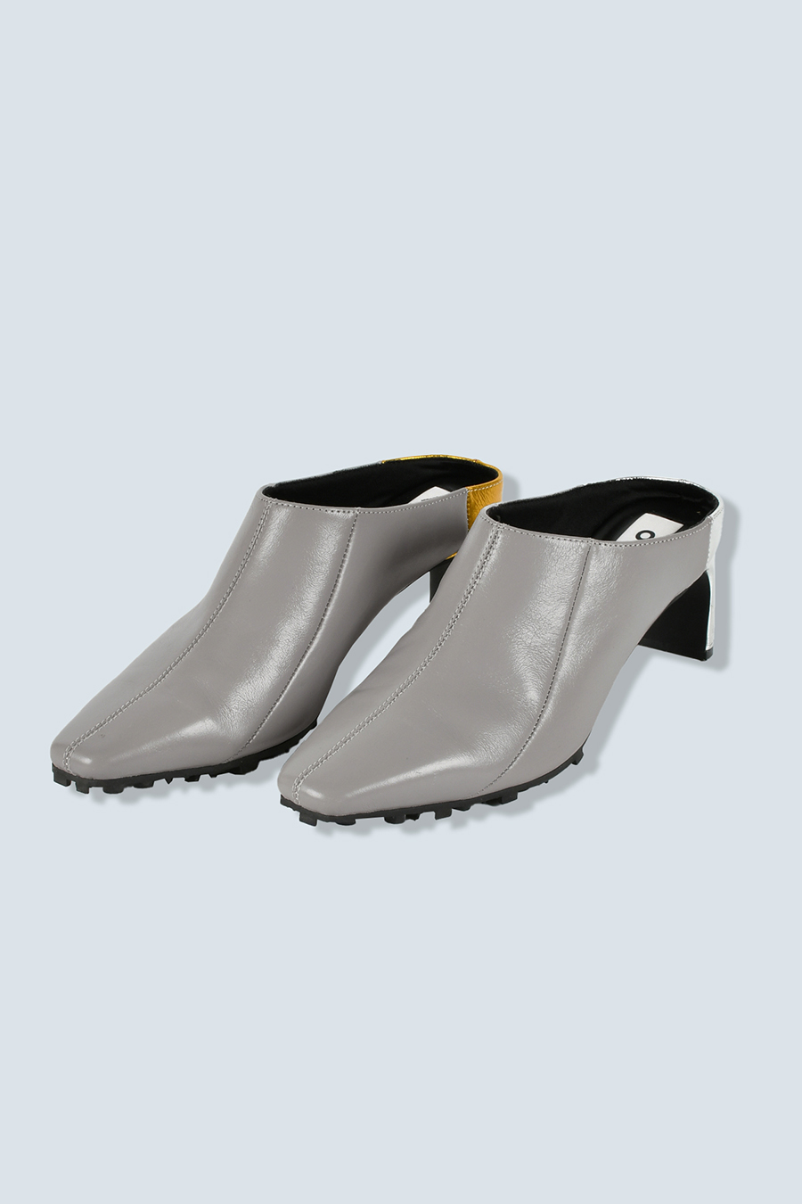 ASYMME METALLIC HEEL MULE