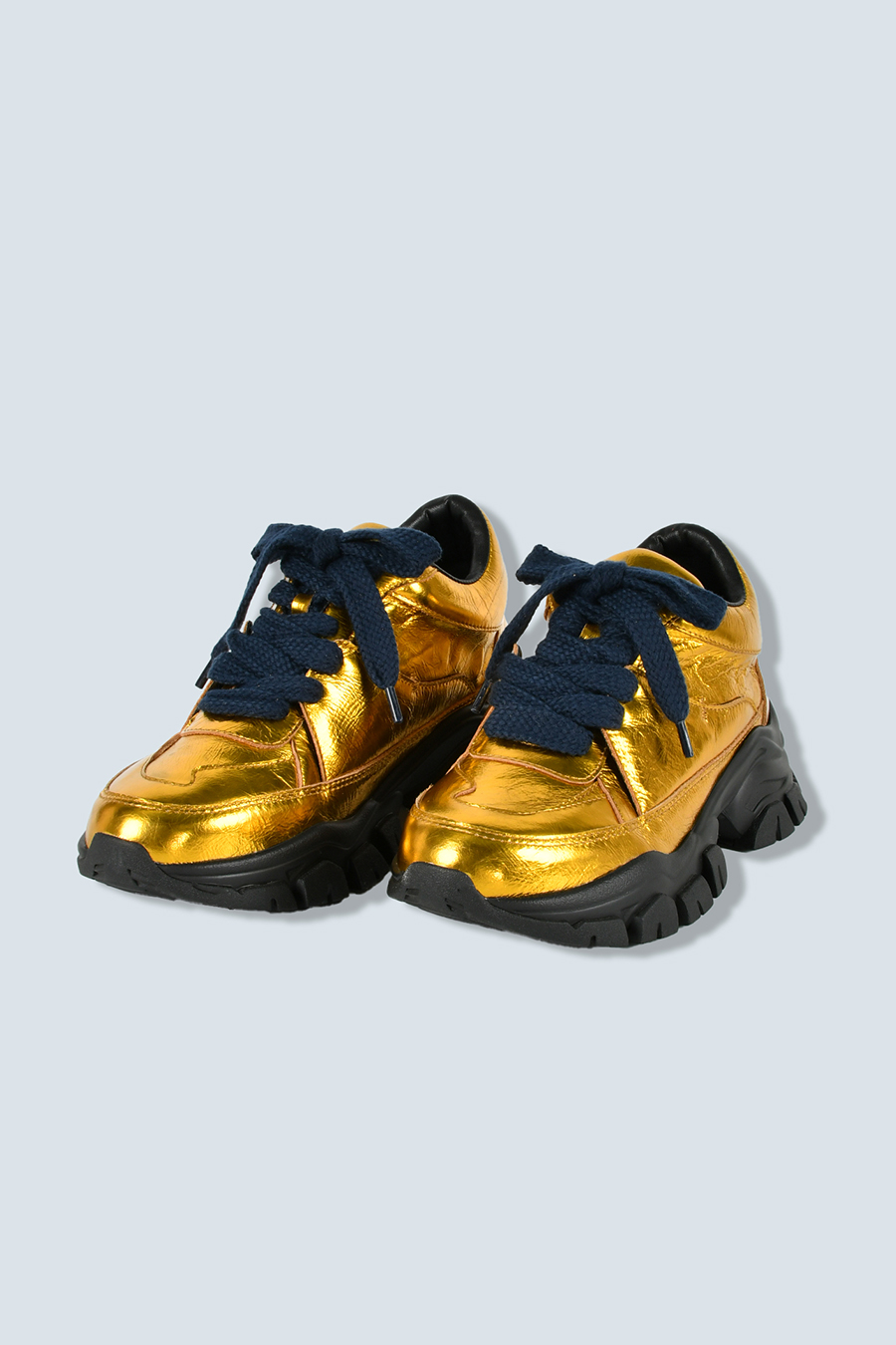 VOLUME SOLE LEATHER SNEAKERS